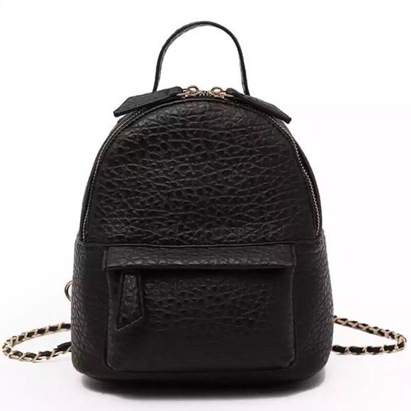 Handbags - 🔥RESTOCKED🔥Mini Leather Backpack Chain Purse